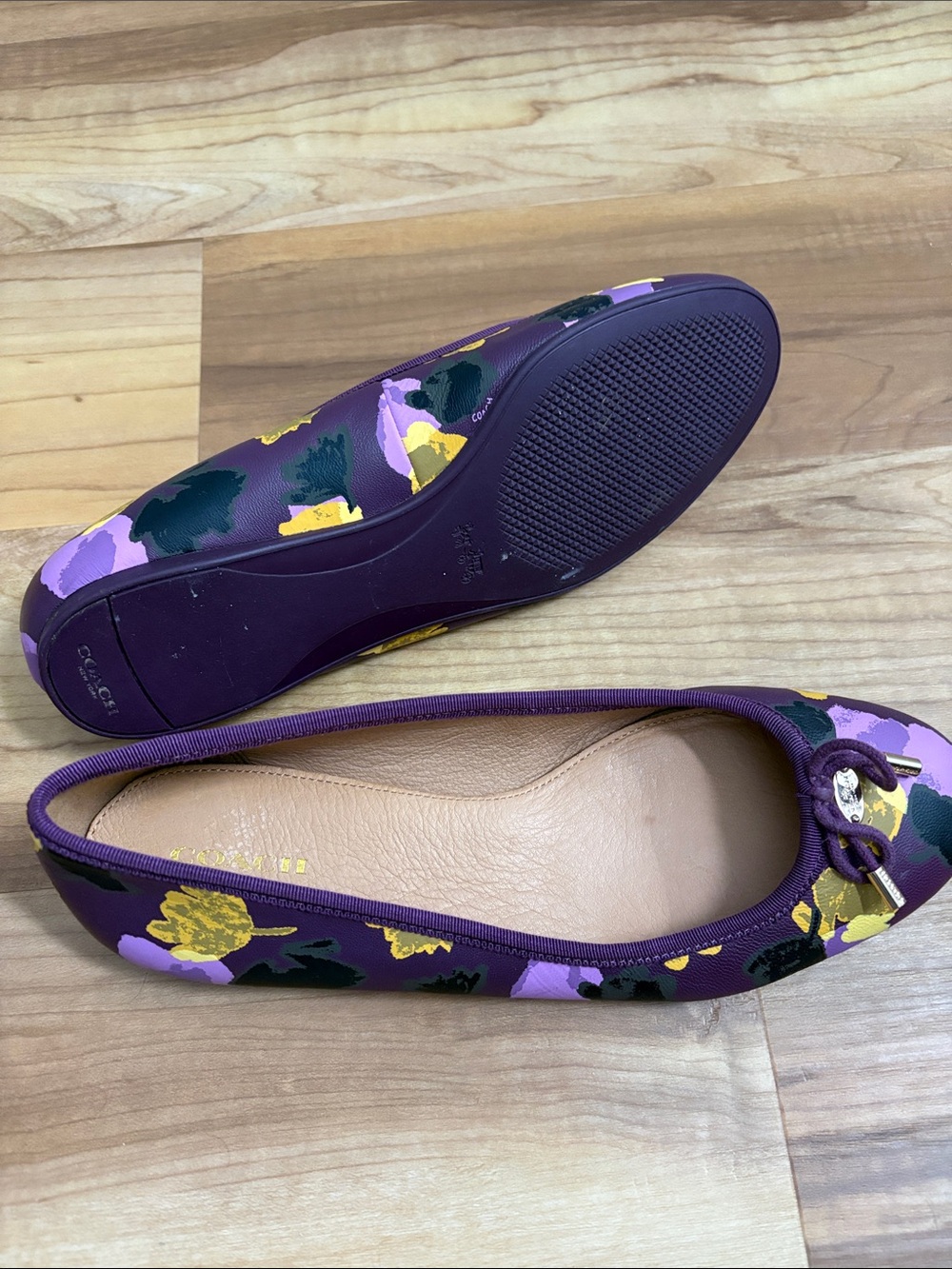 Coach Purple Floral Canvas Ballet Flats with Bow Accents - Picture 5 of 10